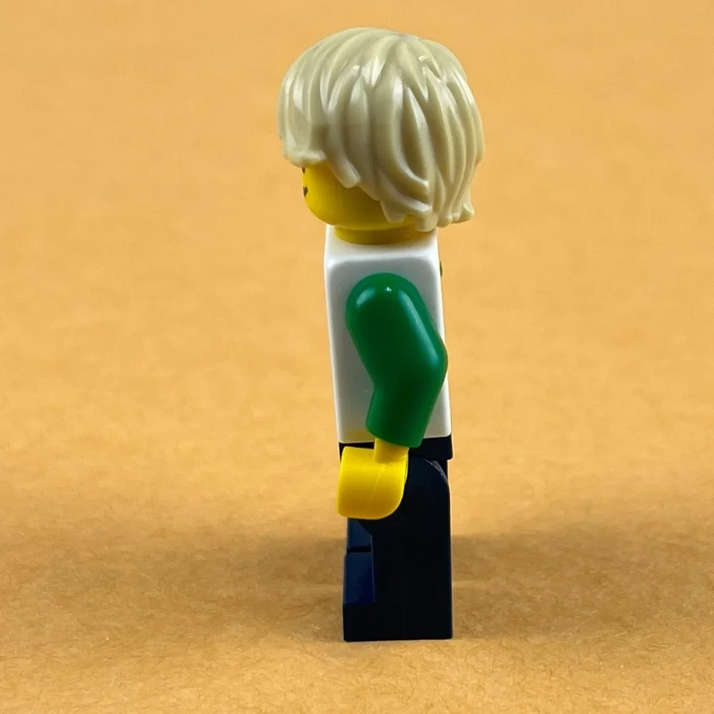 LEGO City Minifigure Skateboarder Boy 31067 no skateboard 2”